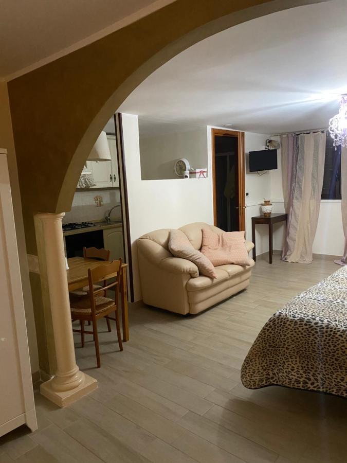 Bed And Breakfast Da "Cenzino" Crispiano Exterior foto